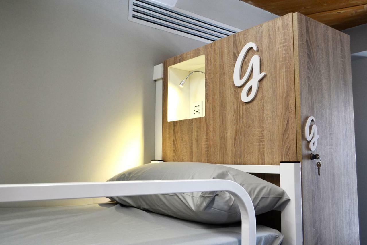 Albergue Alda Pilgrim Leon Bagian luar foto